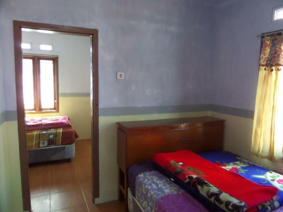 Yog Bromo Homestay Exterior photo